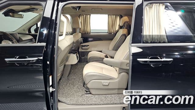 Kia Carnival 4세대 Signature, 2021 11