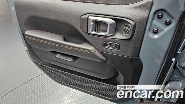 Jeep Wrangler (JL) 2.0 Sahara 4도어, 2024 15