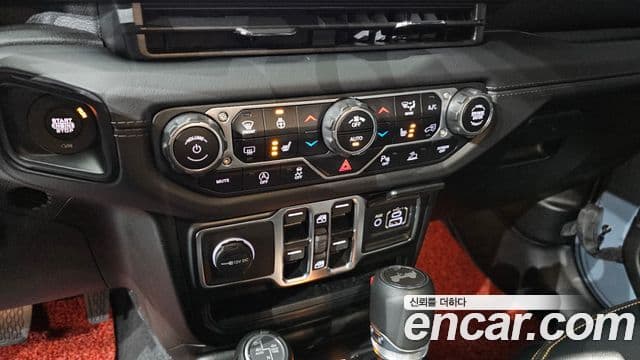 Jeep Wrangler (JL) 2.0 Sahara 4도어, 2024 18