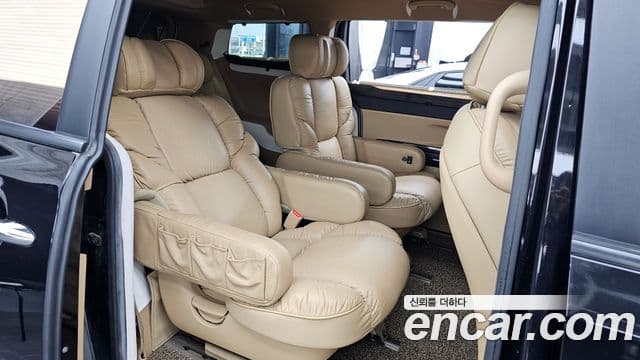 Kia All New Carnival 9인승 High Limousine(компания по спецнадстройкам), 2016 12