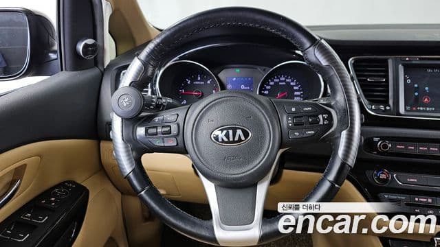 Kia All New Carnival 9인승 High Limousine(компания по спецнадстройкам), 2016 13