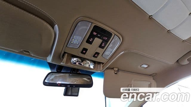 Kia All New Carnival 9인승 High Limousine(компания по спецнадстройкам), 2016 17