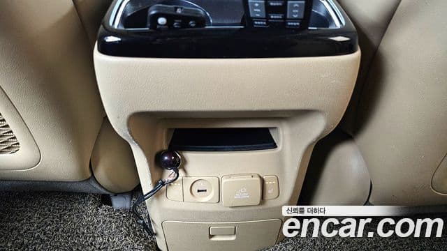 Kia All New Carnival 9인승 High Limousine(компания по спецнадстройкам), 2016 19