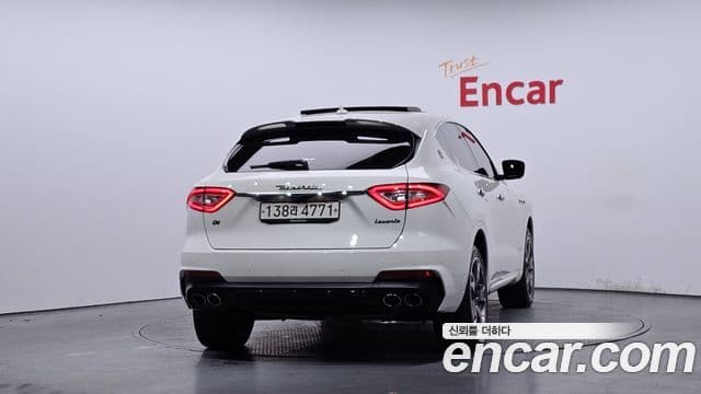 Maserati Levante 3.0 AWD GranSport, 2020 4