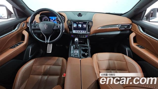 Maserati Levante 3.0 AWD GranSport, 2020 7