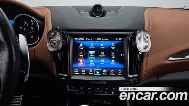 Maserati Levante 3.0 AWD GranSport, 2020 14