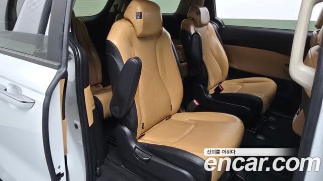 Kia Carnival 4세대 Prestige, 2023 12