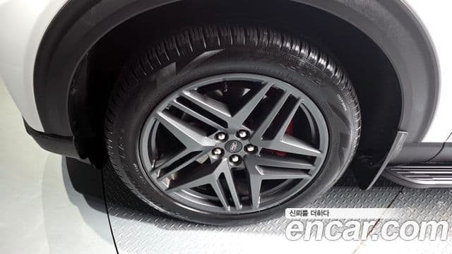 Ford Explorer 6세대 2.3 ST-Line 4WD, 2025 все фото