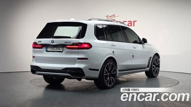BMW X7 (G07) xDrive 40d M Sport 6인승, 2022 2