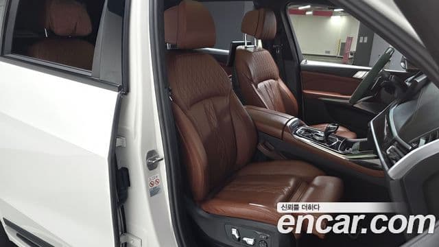 BMW X7 (G07) xDrive 40d M Sport 6인승, 2022 10