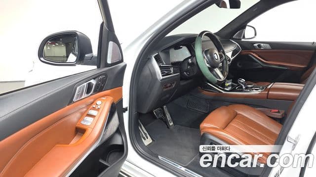 BMW X7 (G07) xDrive 40d M Sport 6인승, 2022 11