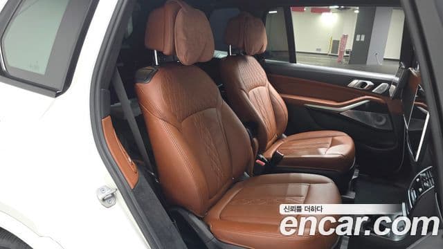 BMW X7 (G07) xDrive 40d M Sport 6인승, 2022 12