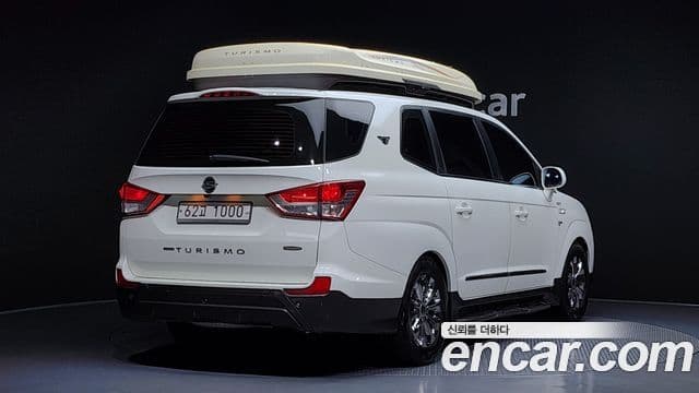 KG모빌리티(SsangYong) Korando 투리스모 4WD outdoor Edition 9인승, 2016 2