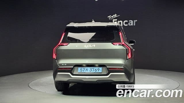 Kia EV9 Air, 2024 4