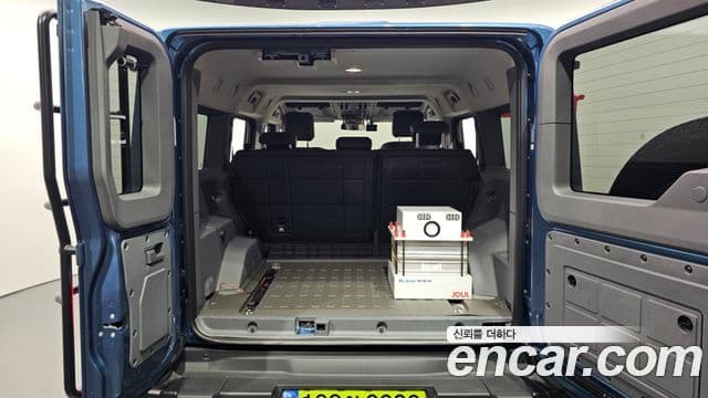 Ineos Grenadier 3.0 station универсал, 2024 16