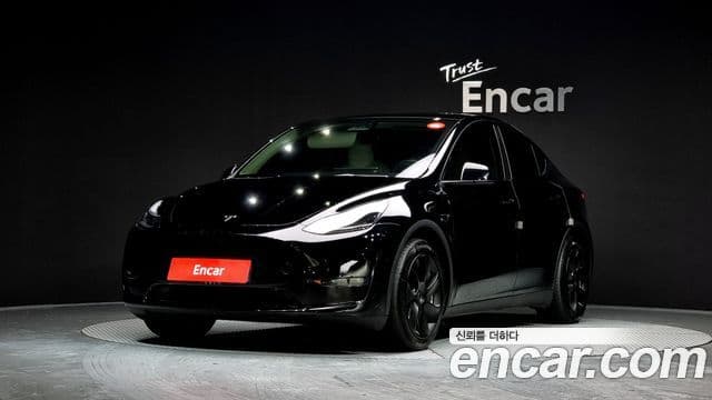 Tesla модель Y Long Range AWD, 2023 1