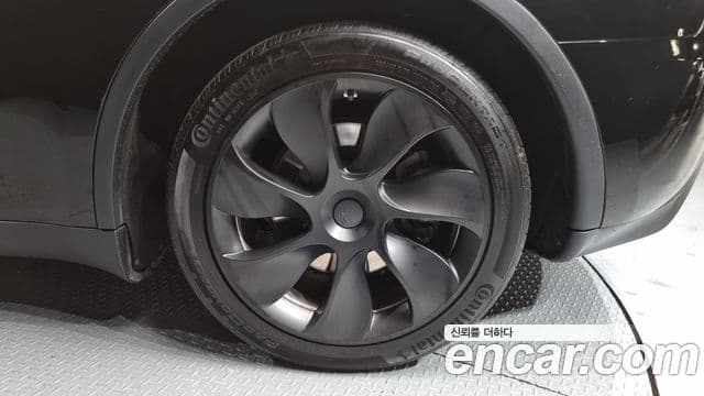 Tesla модель Y Long Range AWD, 2023 все фото