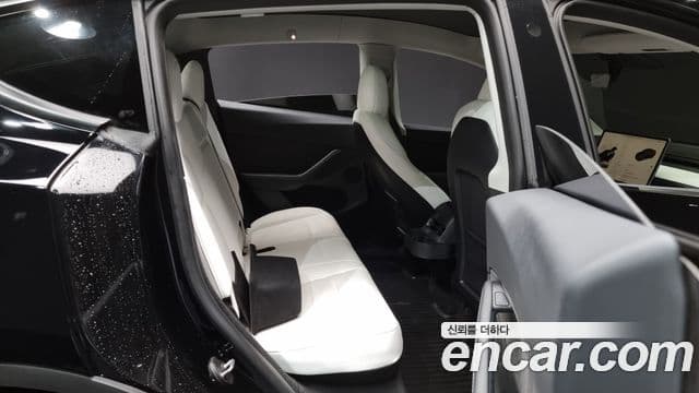 Tesla модель Y Long Range AWD, 2023 12