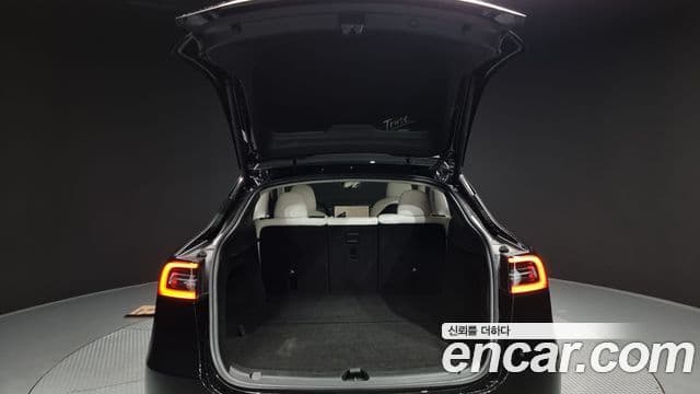 Tesla модель Y Long Range AWD, 2023 20
