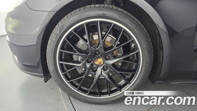 Porsche Panamera (971), 2020 все фото