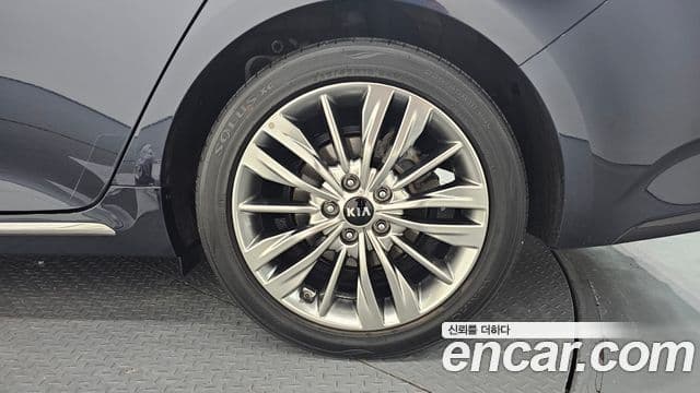 Kia The / новый New K5 2세대 Noblesse, 2020 все фото