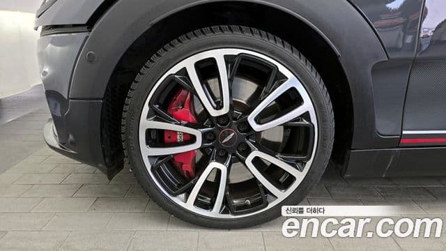 Mini Cooper S 클럽맨 JCW T51 Edition, 2020 все фото