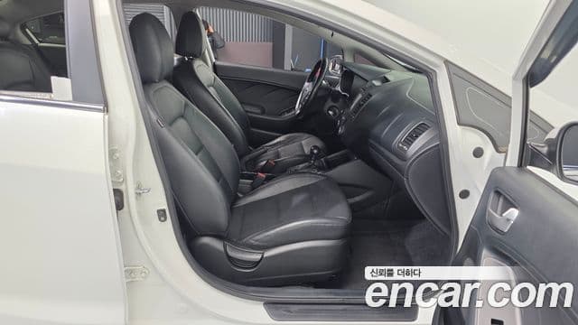 Kia K3 Luxury, 2015 11