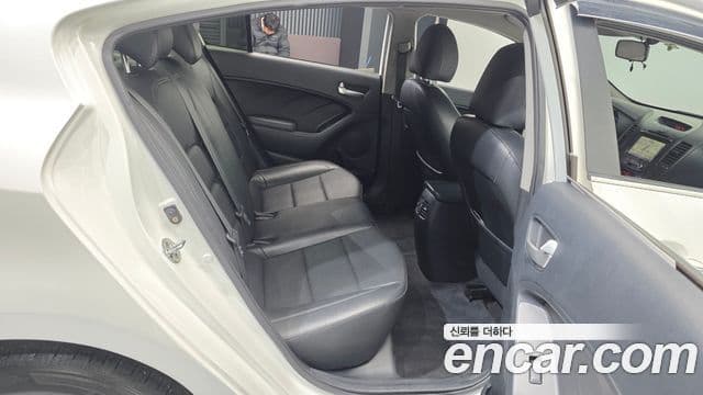 Kia K3 Luxury, 2015 12