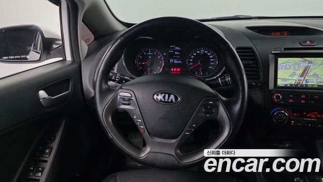 Kia K3 Luxury, 2015 13