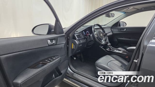 Kia K5 2세대 Prestige, 2016 10