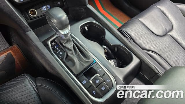 Hyundai Santa Fe TM Exclusive, 2019 9