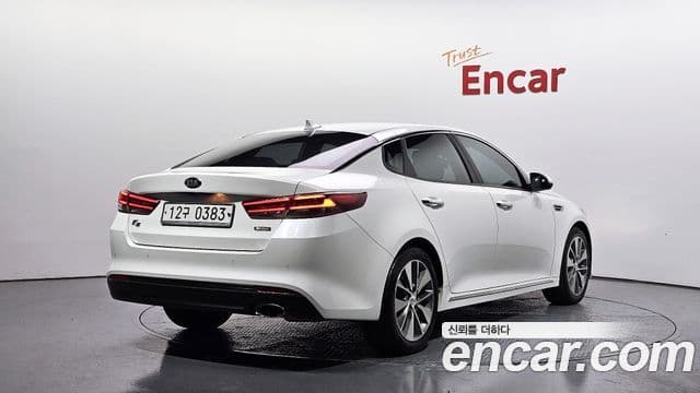 Kia K5 2세대 Signature, 2017 2