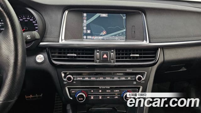 Kia K5 2세대 Signature, 2017 17