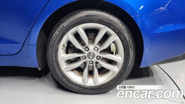 Genesis G70 Supreme, 2018 все фото