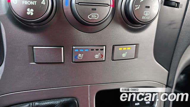 Hyundai Grand Starex CVX Premium, 2015 17