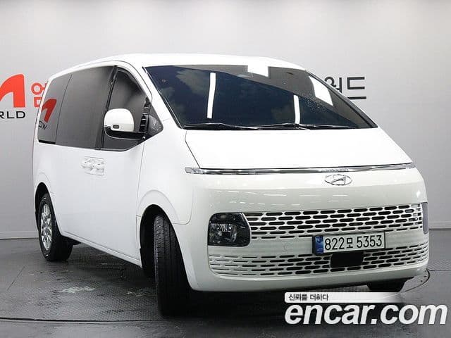 Hyundai Staria Modern, 2023 2