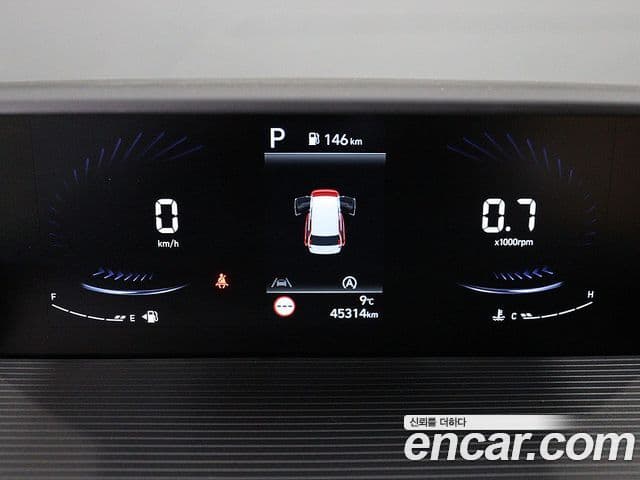 Hyundai Staria Modern, 2023 все фото