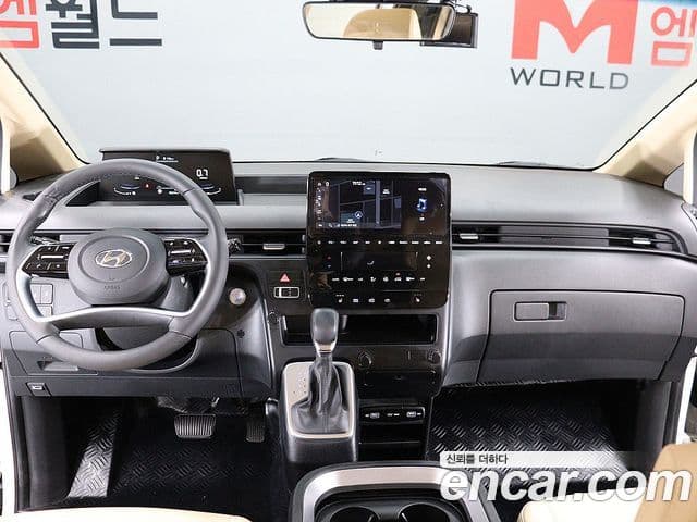 Hyundai Staria Modern, 2023 6