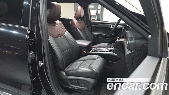 Ford Explorer 6세대 3.0 Platinum 4WD, 2022 10