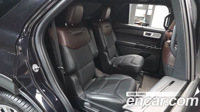 Ford Explorer 6세대 3.0 Platinum 4WD, 2022 12