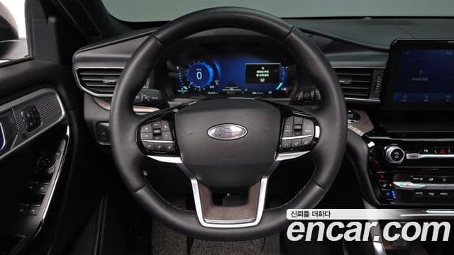 Ford Explorer 6세대 3.0 Platinum 4WD, 2022 13