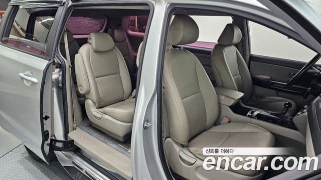 Kia All New Carnival 11인승 Deluxe, 2015 10