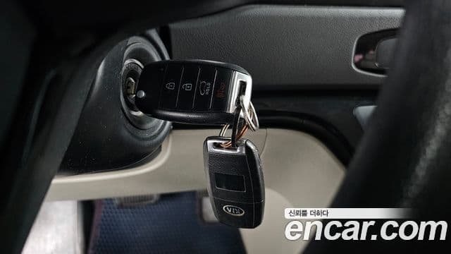 Kia All New Carnival 11인승 Deluxe, 2015 16