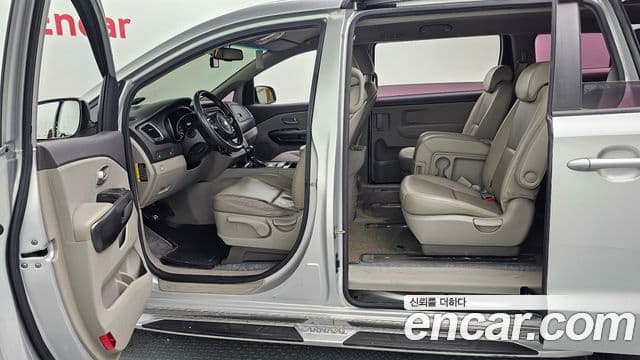 Kia All New Carnival 11인승 Deluxe, 2015 20