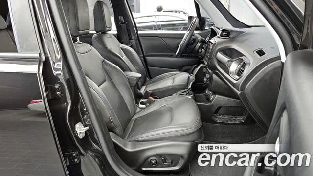 Jeep Renegade 2.0 дизель Limited high AWD, 2019 11