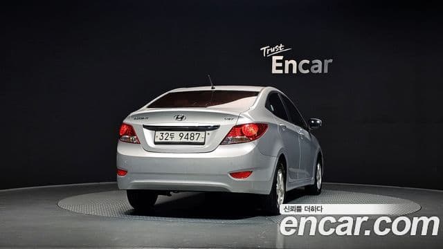 Hyundai Accent(новый кузов / новое поколение) Premier, 2012 4