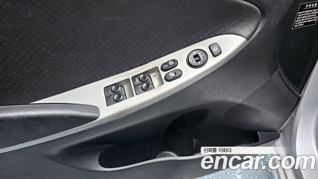 Hyundai Accent(новый кузов / новое поколение) Premier, 2012 16