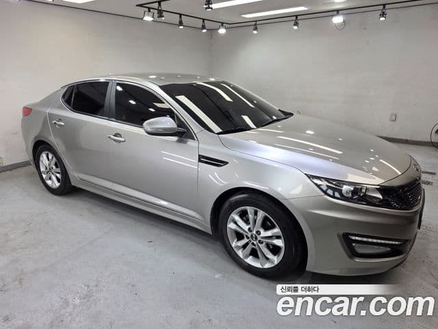 Kia K5 Prestige, 2012 1