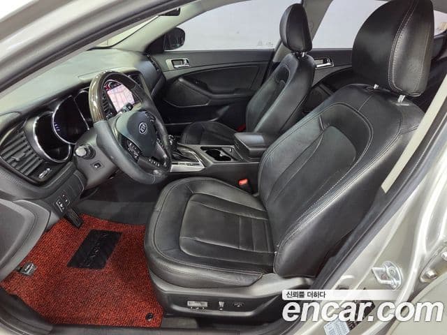 Kia K5 Prestige, 2012 10