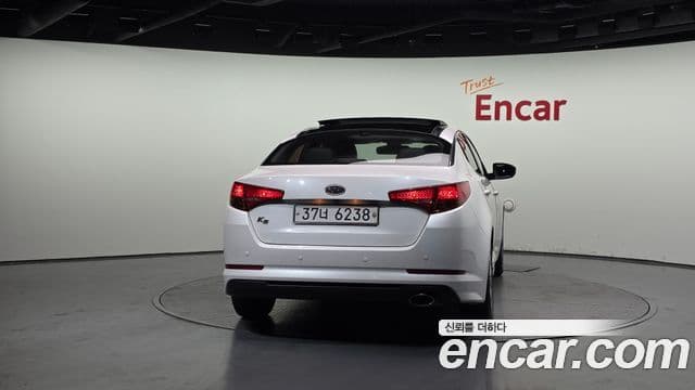 Kia K5 Luxury, 2011 4